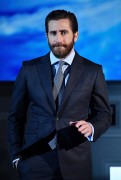 Джейк Джилленхол (Jake Gyllenhaal) Life Photocall at Paris Planetarium (Paris, March 13, 2017) - 34xHQ 2a1b64538702359