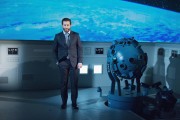 Джейк Джилленхол (Jake Gyllenhaal) Life Photocall at Paris Planetarium (Paris, March 13, 2017) - 34xHQ 76ba8c538702325