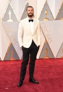 Джейми Дорнан (Jamie Dornan) 89th Annual Academy Awards in Hollywood, 26.02.2017 (151) 2da9ab538905672