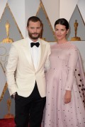 Джейми Дорнан (Jamie Dornan) 89th Annual Academy Awards in Hollywood, 26.02.2017 (151) 66c017538905323