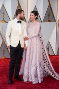Джейми Дорнан (Jamie Dornan) 89th Annual Academy Awards in Hollywood, 26.02.2017 (151) 897b35538905467