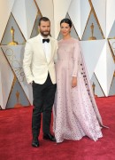 Джейми Дорнан (Jamie Dornan) 89th Annual Academy Awards in Hollywood, 26.02.2017 (151) A344a0538906199