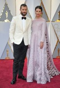 Джейми Дорнан (Jamie Dornan) 89th Annual Academy Awards in Hollywood, 26.02.2017 (151) C28df6538905017