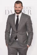 Джейми Дорнан (Jamie Dornan) 'Fifty Shades Darker' premiere in London, 09.02.2017 (218xHQ) Efc7e0538908263
