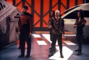 Звездный путь Возмездие / Star Trek Nemesis (Том Харди, Патрик Стюарт, Джонатан Фрейкс, Брент Спайнер, 2002) 080f99539832363