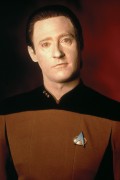 Звездный путь Возмездие / Star Trek Nemesis (Том Харди, Патрик Стюарт, Джонатан Фрейкс, Брент Спайнер, 2002) 2b1ccb539831738