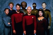 Звездный путь Возмездие / Star Trek Nemesis (Том Харди, Патрик Стюарт, Джонатан Фрейкс, Брент Спайнер, 2002) Ff2a17539831118