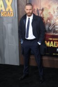 Том Харди (Tom Hardy) Mad Max Fury Road Premiere (Hollywood, May 7, 2015) - 247xНQ 0aa158539923641