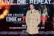Том Харди (Tom Hardy) 'Edge Of Tomorrow' Premiere (London, May 28, 2014) - 57xНQ 52a038539920167