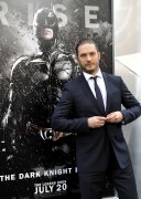 Том Харди (Tom Hardy) The Dark Knight Rises Premiere in New York (2012.07.16.) - 49xНQ 6dc01e539925996