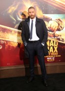 Том Харди (Tom Hardy) Mad Max Fury Road Premiere (Hollywood, May 7, 2015) - 247xНQ 7753e5539923889