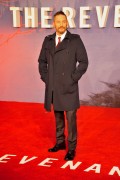 Том Харди (Tom Hardy) The Revenant Premiere (London, January 14, 2016) - 107xНQ C9fa18539929951