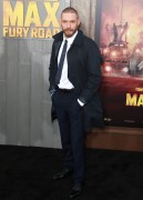 Том Харди (Tom Hardy) Mad Max Fury Road Premiere (Hollywood, May 7, 2015) - 247xНQ Fcf21d539923740