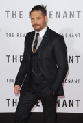 Том Харди (Tom Hardy) 'The Revenant' premiere in Hollywood, 16.12.2015 - 198xНQ 1117fb539933350