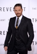 Том Харди (Tom Hardy) 'The Revenant' premiere in Hollywood, 16.12.2015 - 198xНQ 2a348b539931459
