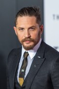 Том Харди (Tom Hardy) 'The Revenant' premiere in Hollywood, 16.12.2015 - 198xНQ 79861b539932943