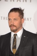 Том Харди (Tom Hardy) 'The Revenant' premiere in Hollywood, 16.12.2015 - 198xНQ 864071539932845