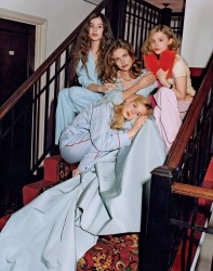 Hailee Steinfeld, Chloë Moretz, Elle Fanning, Natalia Vodianova & Dakota Fanning - Bruce Weber for Vogue, April 2011