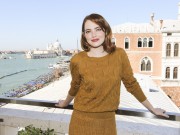 Эмма Стоун (Emma Stone) 'La La Land' Press Conference (Italy - September 1, 2016) Ad64f0540479349